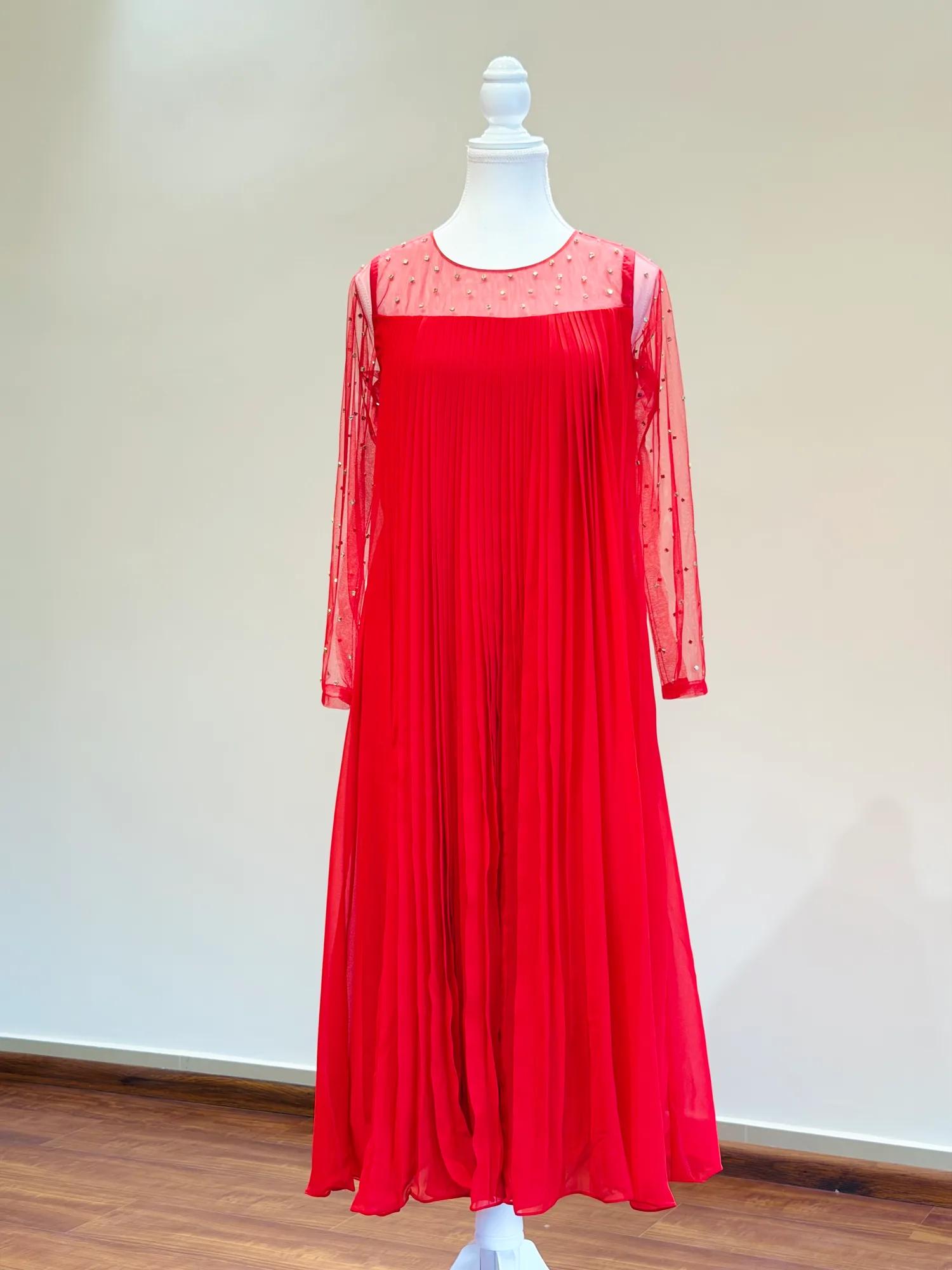 Elegant Pleated Dress