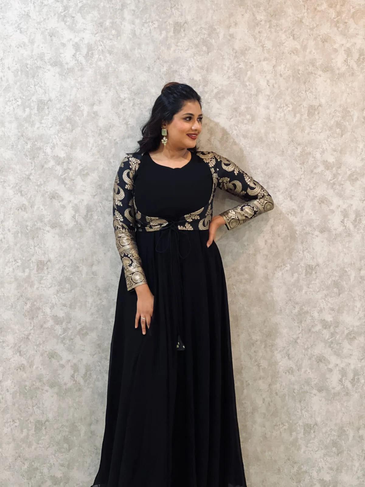 BLACK & GOLD ELEGANCE – ROYAL ANARKALI